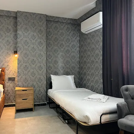 Hello Hotel *