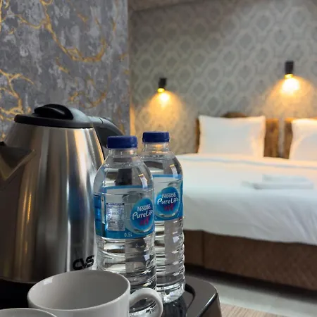 Hello Hotel